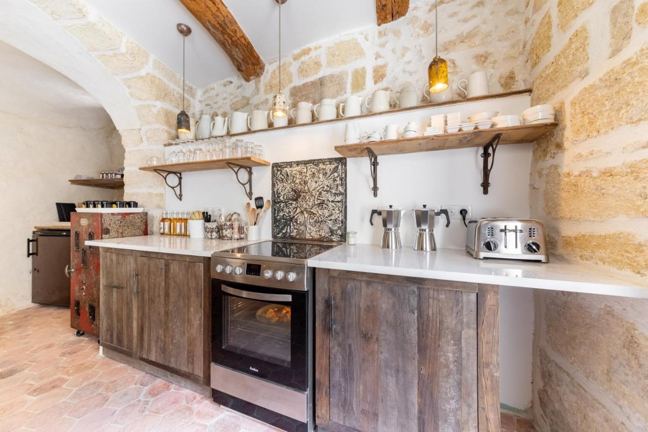 Bed and Breakfast La Cour St Siffret- Uzès Saint-Siffret Esterno foto